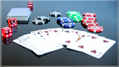 Jugar poker en linea gratis en